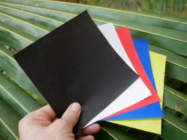 五色の折り紙